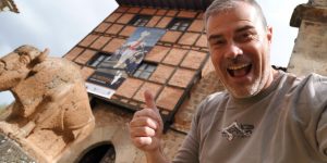 youtuber Diego Pons (“Viajando con Diego"),